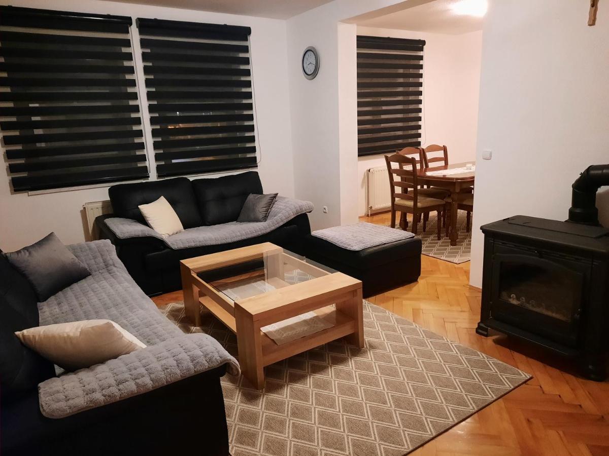 Apartment Pero Livno Buitenkant foto